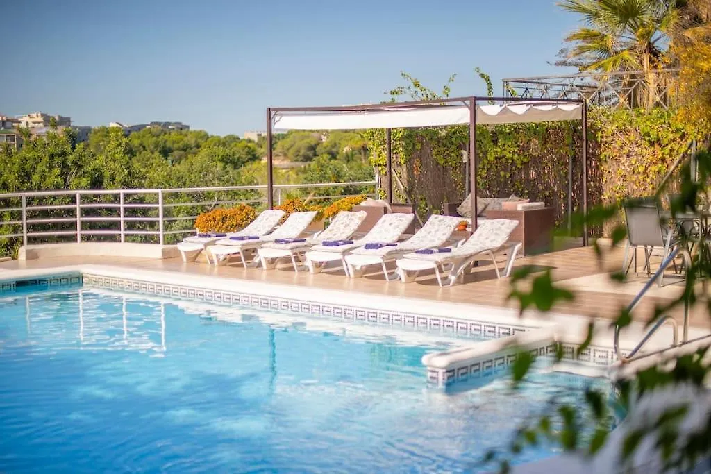 Villa Sitges Cambera 10 Minutos De Playa Andando Muy Comoda Area Tranquila 0*,  Spain