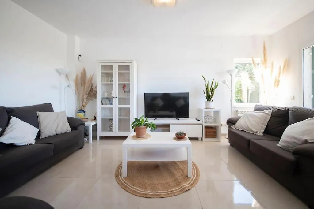 Villa Sitges Cambera 10 Minutos De Playa Andando Muy Comoda Area Tranquila